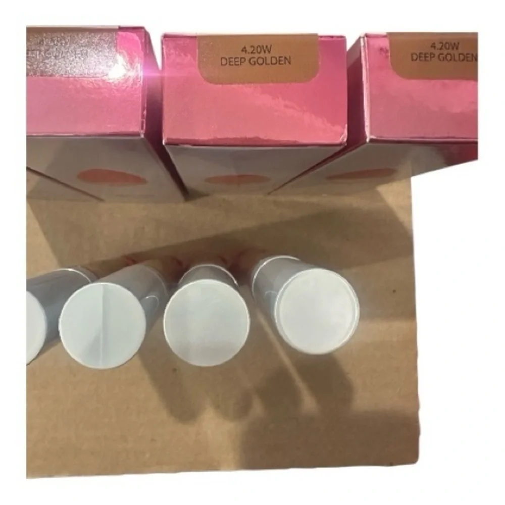 Beautyblender Bounce 4.20W Deep Golden Concealer Lot 4 full size concealers bulk